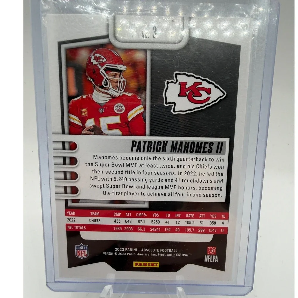 2023 Panini Absolute Football‎ Patrick Mahomes II #3 Kansas City Chiefs QB Card